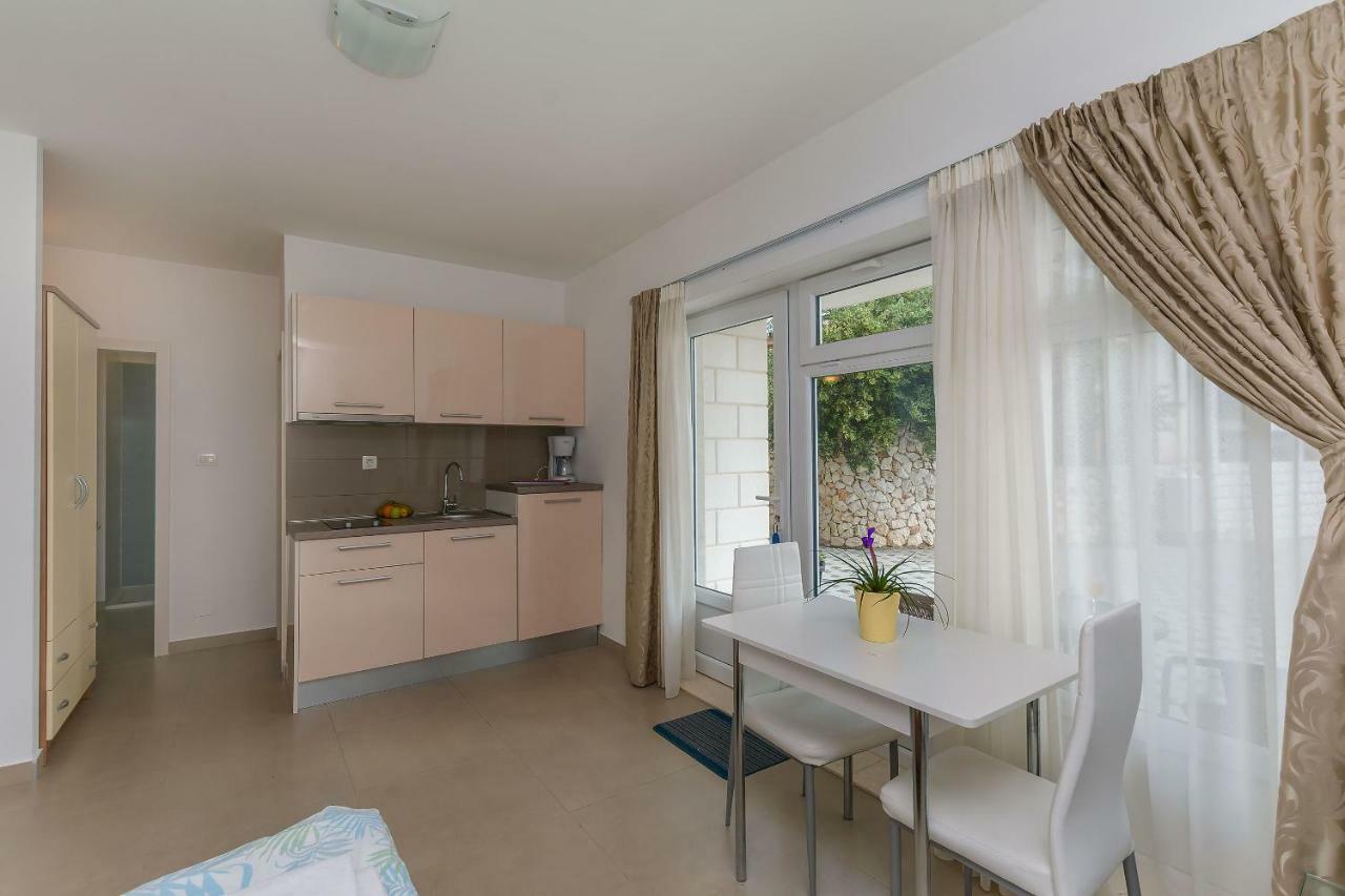 Apartments Villa Aquamarine Duće Exterior foto