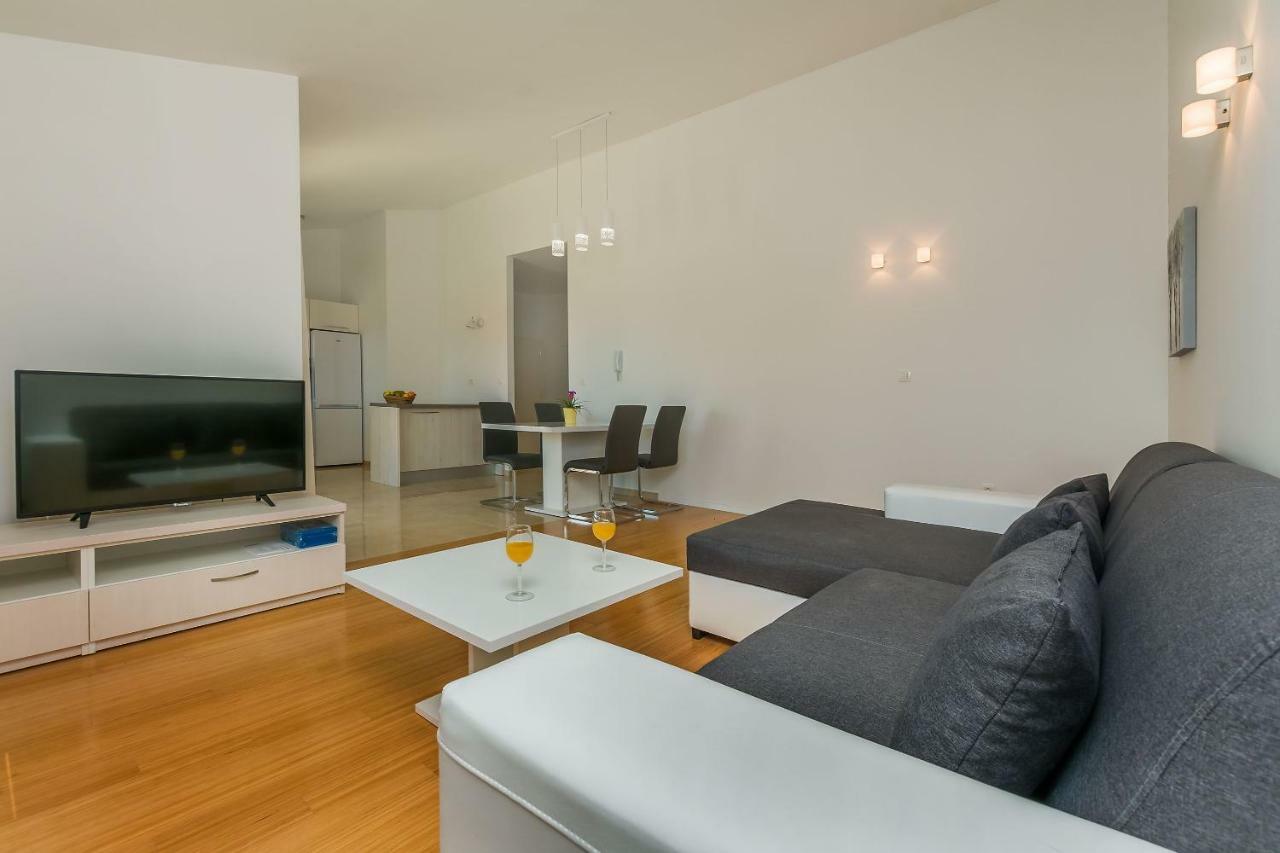 Apartments Villa Aquamarine Duće Exterior foto
